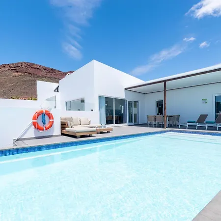Villa Ereza Royal Deluxe Hoopoe-10