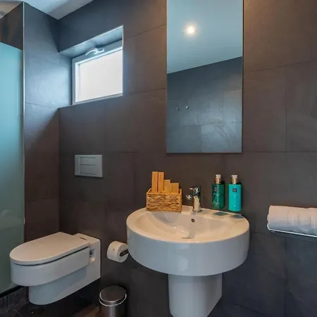 Ereza Royal Deluxe Hoopoe-10 Villa